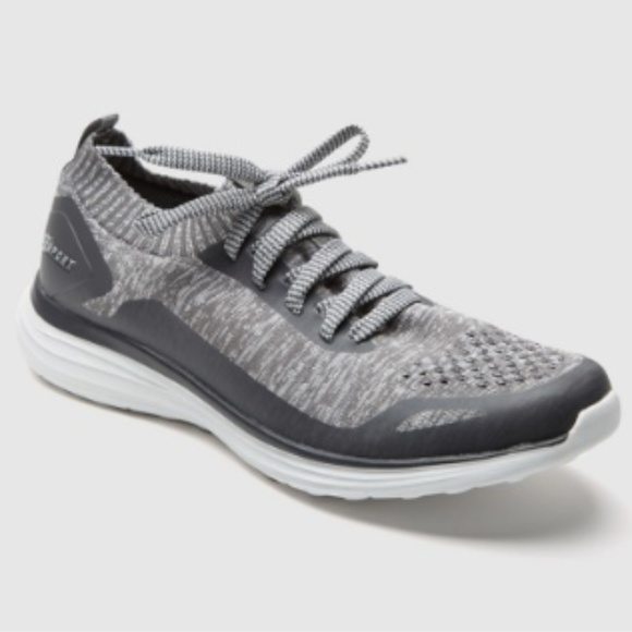 skechers knit tennis shoes